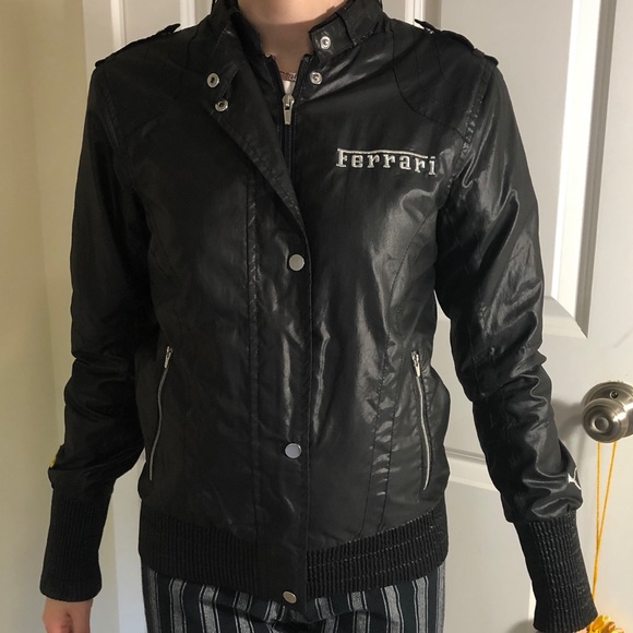 Puma x Ferrari jacket - Picture 2 of 6